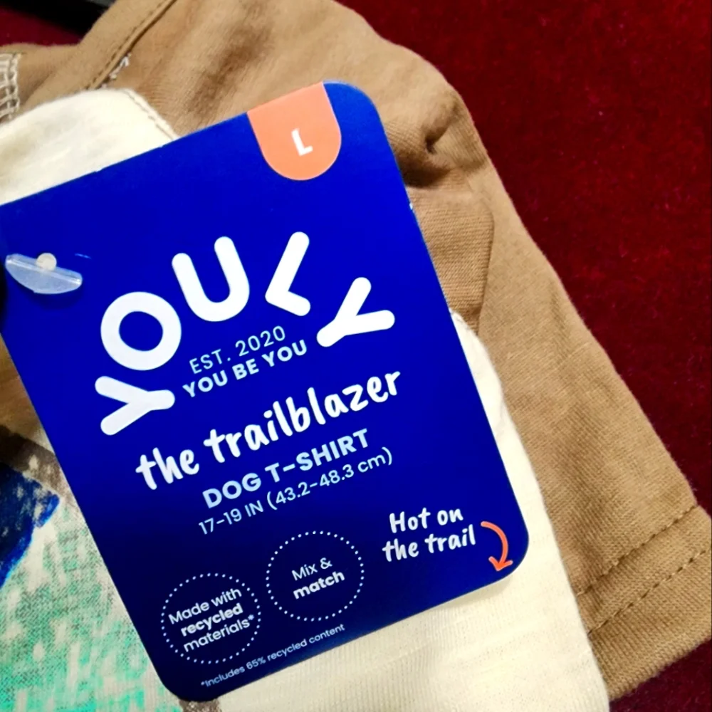 Youly The Trailblazer - OFFICIAL HIKING CREW Dog T-shirt - Picture 6 of 6